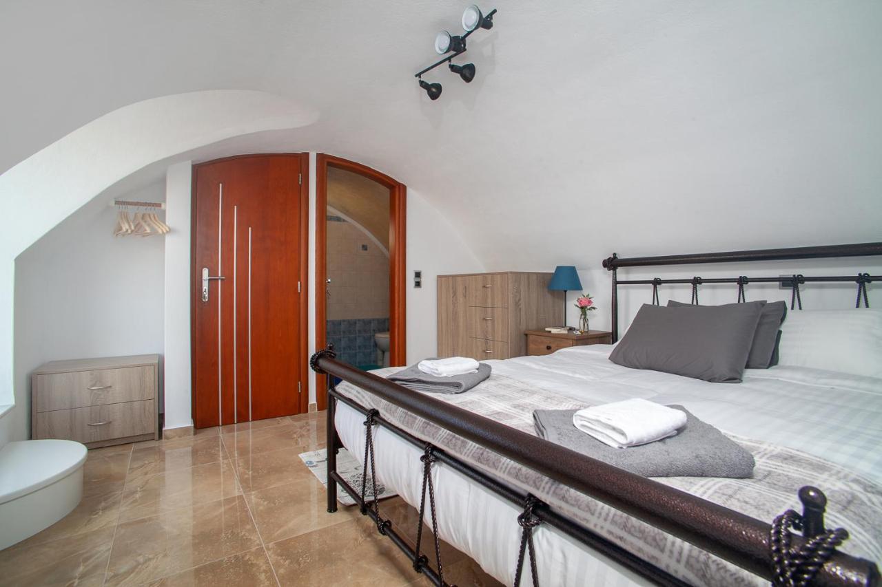 Sunrise Apartment Santorini Εμπορειό Εξωτερικό φωτογραφία